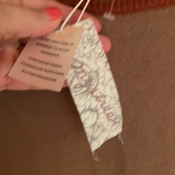 Mystree Sweater With Patterned Blouse Sleeve Size Small NWT - Picture 6 of 7